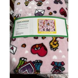 Sesame Street Valentine Plush Blanket 68"x90" Super Soft!